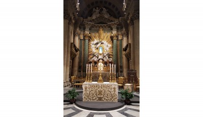 Restauro tessile: i Paliotti D’altare della Chiesa di San Salvatore al Lauro